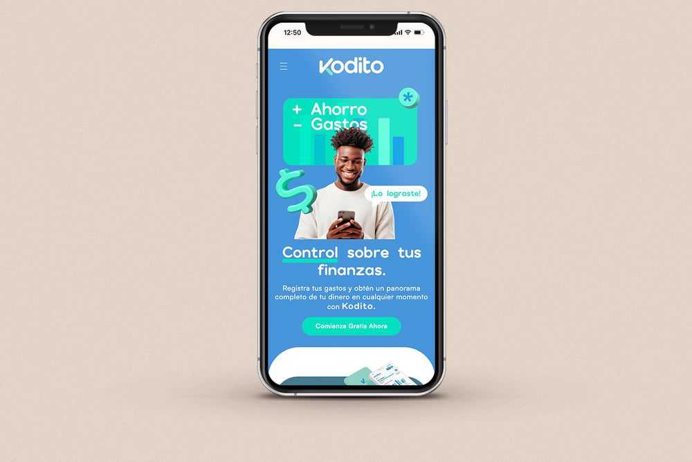 Imagen de un iphone con la web de Kodito en su pantalla.