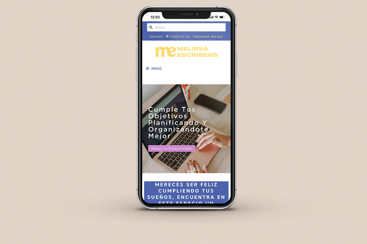 Imagen de un iphone con la web de Melissa Escribens en su pantalla.